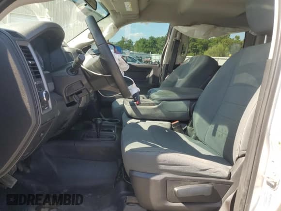 ✅ 2017 Ram 2500 Tradesman • VIN: 3C6UR5CJ2HG558956 • Lot: 69131745. Listed on Copart with 166,784 mi. Free auction sales archive from the USA and detailed vehicle history report at DreamBid. Image 7.