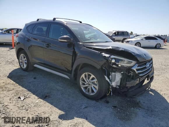 2017 Hyundai Tucson SE Plus с VIN KM8J33A44HU493776, выставлен на аукционе Copart как лот 58950845 с пробегом 71 160 миль миль и Списание • Salvage title. История ставок и продаж доступна на DreamBid. Изображение 4.