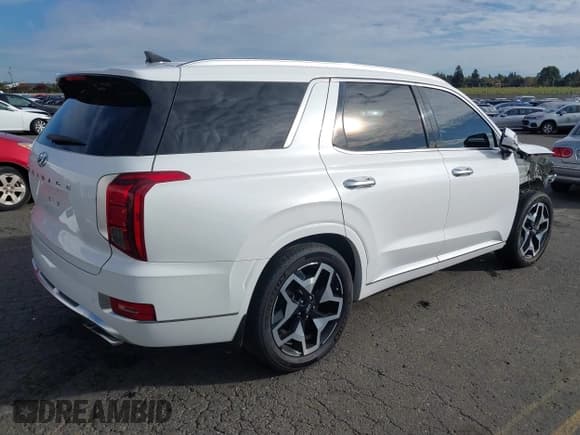 ✅ 2020 Hyundai Palisade Limited • VIN: KM8R5DHE1LU169968 • Lot: 40692472. Wystawiony na IAAI z przebiegiem 92 806 mil. Bezpłatny archiwum sprzedaży aukcyjnych z USA i szczegółowy raport historii pojazdu na DreamBid. Zdjęcie 4.