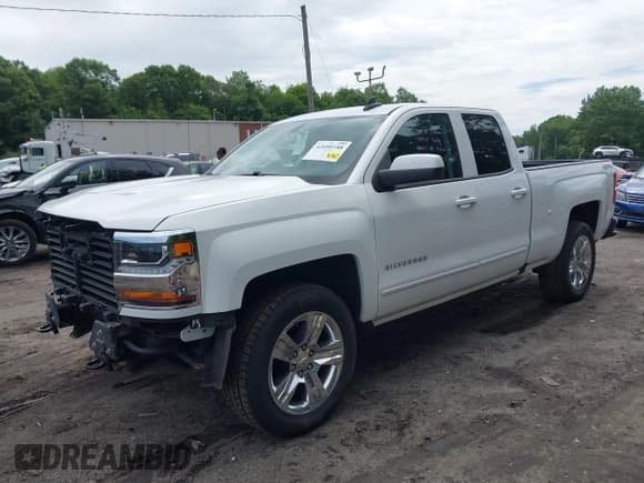 ✅ 2019 Chevrolet Silverado 1500 LT • VIN: 2GCVKPEC3K1103917 • Lot: 42600188. Wystawiony na IAAI z przebiegiem 100 618 mil. Bezpłatny archiwum sprzedaży aukcyjnych z USA i szczegółowy raport historii pojazdu na DreamBid. Zdjęcie 17.