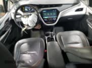 ✅ 2017 Chevrolet Bolt EV Premier • VIN: 1G1FX6S0XH4173785 • Lot: 44444125. Wystawiony na Copart z przebiegiem 75 840 mil. Bezpłatny archiwum sprzedaży aukcyjnych z USA i szczegółowy raport historii pojazdu na DreamBid. Zdjęcie 8.