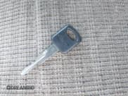 ✅ 2014 Ford Econoline Cargo Commercial • VIN: 1FTNS2EW2EDA83939 • Lot: 42159453. Wystawiony na IAAI z przebiegiem 148 947 mil. Bezpłatny archiwum sprzedaży aukcyjnych z USA i szczegółowy raport historii pojazdu na DreamBid. Zdjęcie 11.