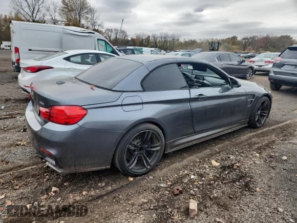 ✅ 2015 BMW M4 • VIN: WBS3U9C59FP967115 • Lot: 85956855. Wystawiony na Copart z przebiegiem 157 150 mil. Bezpłatny archiwum sprzedaży aukcyjnych z USA i szczegółowy raport historii pojazdu na DreamBid. Zdjęcie 3.