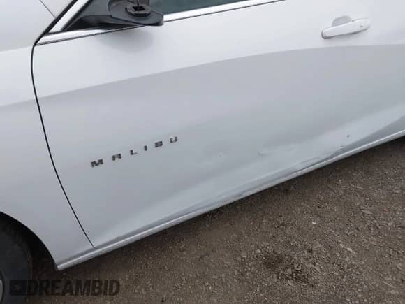 2024 Chevrolet Malibu LT с VIN 1G1ZD5ST4RF136327, выставлен на аукционе IAAI как лот 43605445 с пробегом 42 358 миль миль и . История ставок и продаж доступна на DreamBid. Изображение 6.