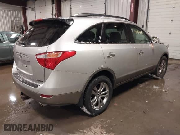 2012 Hyundai Veracruz Limited with VIN KM8NUDCC7CU198995, listed as a IAAI auction lot 41417372 with 140,824 mi miles and . Bid and sale history available at DreamBid. Image 4.