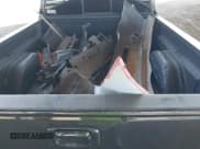 ✅ 1999 GMC Sierra 1500 SLE • VIN: 2GTEK19TXX1543423 • Лот: 39185968. Опубликован ранее на IAAI с пробегом 282 881 миль. Бесплатный доступ к архиву аукционных продаж из США и подробный отчёт об истории автомобиля на DreamBid. Изображение 12.