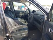 ✅ 2013 Honda Pilot Touring • VIN: 5FNYF4H92DB038607 • Lot: 43226122. Listed on IAAI with 201,920 mi. Free auction sales archive from the USA and detailed vehicle history report at DreamBid. Image 5.