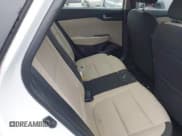 ✅ 2022 Hyundai Accent SE • VIN: 3KPC24A6XNE158345 • Lot: 43674483. Wystawiony na IAAI z przebiegiem 40 347 mil. Bezpłatny archiwum sprzedaży aukcyjnych z USA i szczegółowy raport historii pojazdu na DreamBid. Zdjęcie 8.