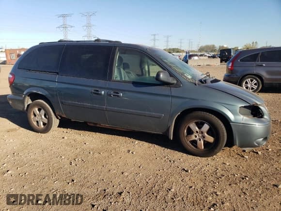 ✅ 2005 Dodge Caravan SXT • VIN: 2D4GP44LX5R199158 • Лот: 82359695. Опубликован ранее на Copart с пробегом 134 511 миль. Бесплатный доступ к архиву аукционных продаж из США и подробный отчёт об истории автомобиля на DreamBid. Изображение 4.
