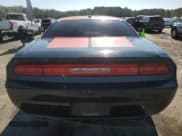 ✅ 2014 Dodge Challenger SXT • VIN: 2C3CDYAGXEH302284 • Lot: 80042294. Wystawiony na Copart z przebiegiem 191 922 mil. Bezpłatny archiwum sprzedaży aukcyjnych z USA i szczegółowy raport historii pojazdu na DreamBid. Zdjęcie 6.