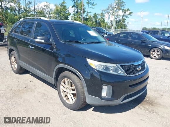 ✅ 2015 Kia Sorento LX • VIN: 5XYKT3A60FG633394 • Lot: 43468565. Listed on IAAI with 186,355 mi. Free auction sales archive from the USA and detailed vehicle history report at DreamBid. Image 1.