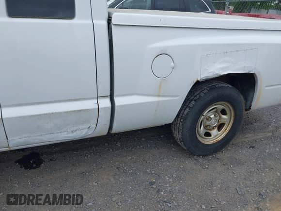 2007 Dodge Dakota ST с VIN 1D7HW22K07S202496, выставлен на аукционе IAAI как лот 42319252 с пробегом 124 696 миль миль и . История ставок и продаж доступна на DreamBid. Изображение 6.