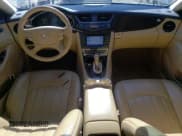 ✅ 2008 Mercedes-Benz CLS 550 • VIN: WDDDJ72X68A126957 • Лот: 42029095. Опубликован ранее на Copart с пробегом 123 907 миль. Бесплатный доступ к архиву аукционных продаж из США и подробный отчёт об истории автомобиля на DreamBid. Изображение 8.