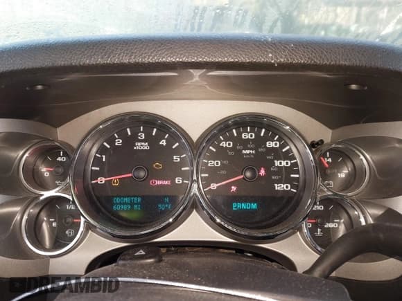 ✅ 2010 Chevrolet Silverado 1500 LT • VIN: 1GCSCSE02AZ122683 • Lot: 43467695. Listed on IAAI with 60,989 mi. Free auction sales archive from the USA and detailed vehicle history report at DreamBid. Image 7.