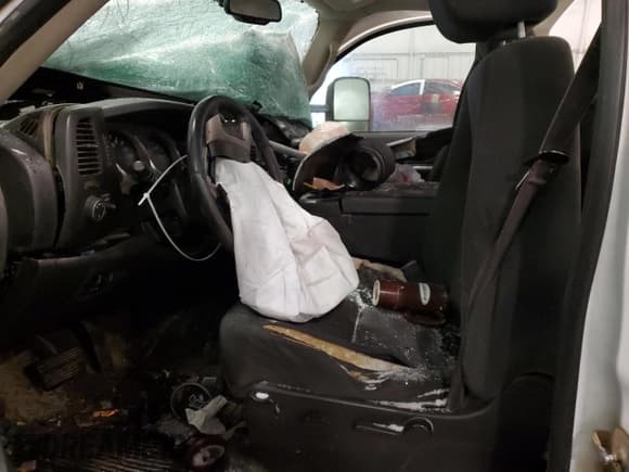 ✅ 2013 Chevrolet Silverado 2500HD • VIN: 1GC0KXC80DZ281593 • Lot: 45495865. Wystawiony na Copart z przebiegiem Nie podano. Bezpłatny archiwum sprzedaży aukcyjnych z USA i szczegółowy raport historii pojazdu na DreamBid. Zdjęcie 7.