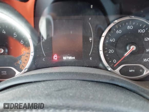 ✅ 2017 Jeep Renegade Sport • VIN: ZACCJAAHXHPG09784 • Lot: 41891869. Listed on IAAI with 92,798 mi. Free auction sales archive from the USA and detailed vehicle history report at DreamBid. Image 7.