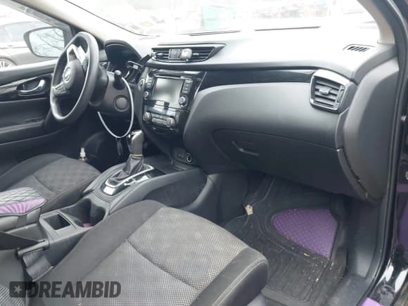 ✅ 2020 Nissan Rogue S • VIN: JN1BJ1CW8LW391947 • Lot: 43656264. Listed on IAAI with 73,765 mi. Free auction sales archive from the USA and detailed vehicle history report at DreamBid. Image 5.