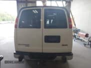 ✅ 2015 GMC Savana Cargo • VIN: 1GTW7FCF1F1907626 • Lot: 42584311. Wystawiony na IAAI z przebiegiem 237 505 mil. Bezpłatny archiwum sprzedaży aukcyjnych z USA i szczegółowy raport historii pojazdu na DreamBid. Zdjęcie 16.