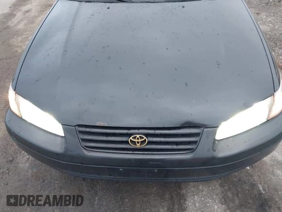 ✅ 1997 Toyota Camry LE • VIN: 4T1BF22K4VU025321 • Lot: 43786085. Wystawiony na IAAI z przebiegiem 237 839 mil. Bezpłatny archiwum sprzedaży aukcyjnych z USA i szczegółowy raport historii pojazdu na DreamBid. Zdjęcie 12.