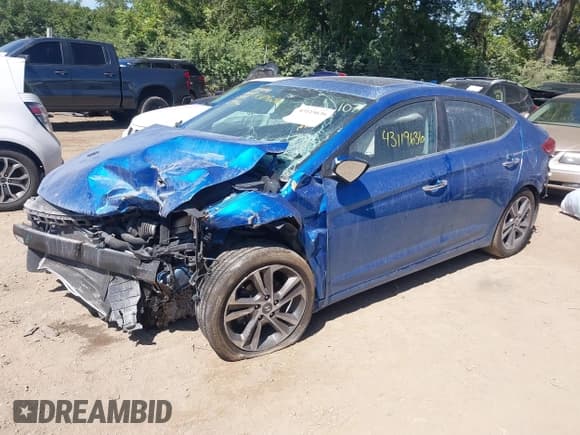 ✅ 2017 Hyundai Elantra SE • VIN: 5NPD84LF2HH121449 • Lot: 43119636. Listed on IAAI with 92,048 mi. Free auction sales archive from the USA and detailed vehicle history report at DreamBid. Image 2.