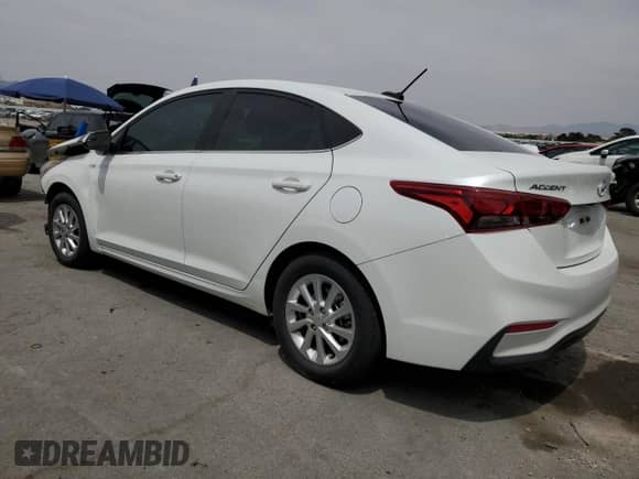 2021 Hyundai Accent SE с VIN 3KPC24A62ME143255, выставлен на аукционе Copart как лот 59156144 с пробегом 22 821 миль миль и Списание • Salvage title. История ставок и продаж доступна на DreamBid. Изображение 2.