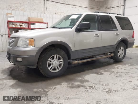 ✅ 2006 Ford Expedition Special Service • VIN: 1FMPU16506LA95691 • Lot: 42409907. Listed on IAAI with 168,287 mi. Free auction sales archive from the USA and detailed vehicle history report at DreamBid. Image 2.