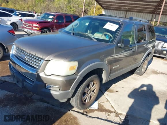 ✅ 2006 Ford Explorer XLT • VIN: 1FMEU63E36UB32901 • Lot: 43784946. Listed on IAAI with 151,929 mi. Free auction sales archive from the USA and detailed vehicle history report at DreamBid. Image 2.