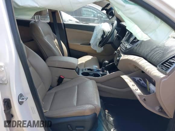 2017 Hyundai Tucson Night Edition with VIN KM8J3CA23HU273348, listed as a IAAI auction lot 42580740 with Not provided miles and . Bid and sale history available at DreamBid. Image 5.