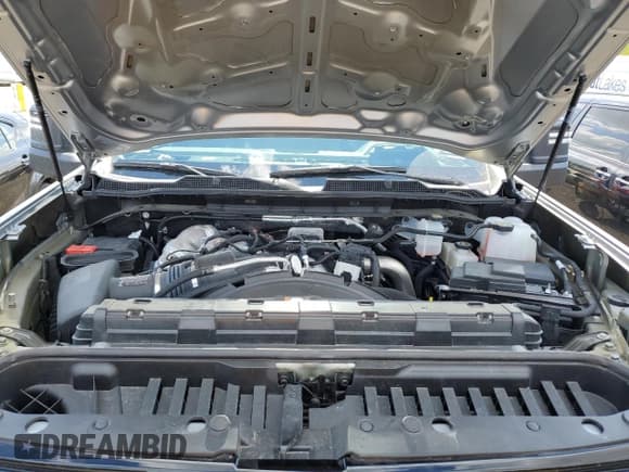 ✅ 2025 Chevrolet Silverado 2500HD LT • VIN: 2GC4KNEY6S1143968 • Lot: 69781745. Wystawiony na Copart z przebiegiem 20 570 mil. Bezpłatny archiwum sprzedaży aukcyjnych z USA i szczegółowy raport historii pojazdu na DreamBid. Zdjęcie 11.