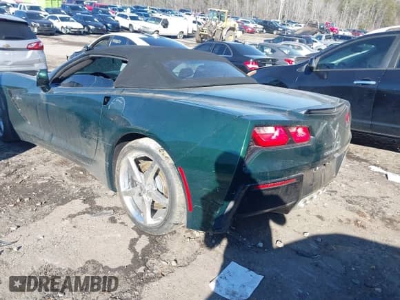 2014 Chevrolet Corvette 3LT with VIN 1G1YF3D73E5128925, listed as a IAAI auction lot 41398692 with Not provided miles and . Bid and sale history available at DreamBid. Image 3.