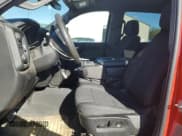 ✅ 2024 Chevrolet Silverado 2500HD Custom • VIN: 2GC4YME75R1114388 • Lot: 85753175. Wystawiony na Copart z przebiegiem 58 666 mil. Bezpłatny archiwum sprzedaży aukcyjnych z USA i szczegółowy raport historii pojazdu na DreamBid. Zdjęcie 7.