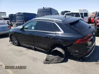 ✅ 2023 Audi SQ8 Prestige • VIN: WA1CWBF12PD027768 • Lot: 59572844. Wystawiony na Copart z przebiegiem 10 907 mil. Bezpłatny archiwum sprzedaży aukcyjnych z USA i szczegółowy raport historii pojazdu na DreamBid. Zdjęcie 2.