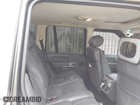 ✅ 2004 Land Rover Range Rover HSE • VIN: SALME114X4A173155 • Лот: 43767506. Опубликован ранее на IAAI с пробегом 156 723 миль. Бесплатный доступ к архиву аукционных продаж из США и подробный отчёт об истории автомобиля на DreamBid. Изображение 8.