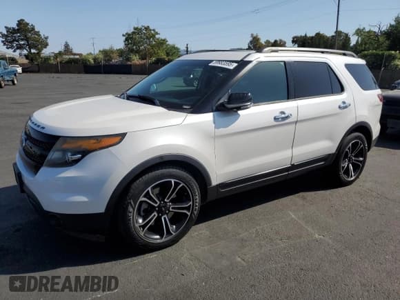 ✅ 2013 Ford Explorer Sport • VIN: 1FM5K8GT2DGC24944 • Lot: 59983595. Wystawiony na Copart z przebiegiem 81 927 mil. Bezpłatny archiwum sprzedaży aukcyjnych z USA i szczegółowy raport historii pojazdu na DreamBid. Zdjęcie 1.