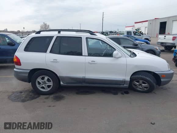 2004 Hyundai Santa Fe GLS с VIN KM8SC13DX4U609921, выставлен на аукционе IAAI как лот 41619492 с пробегом 113 592 миль миль и . История ставок и продаж доступна на DreamBid. Изображение 13.