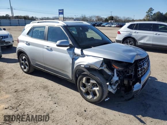 ✅ 2022 Hyundai Venue Limited • VIN: KMHRC8A35NU181369 • Lot: 89287075. Listed on Copart with 50,046 mi. Free auction sales archive from the USA and detailed vehicle history report at DreamBid. Image 4.