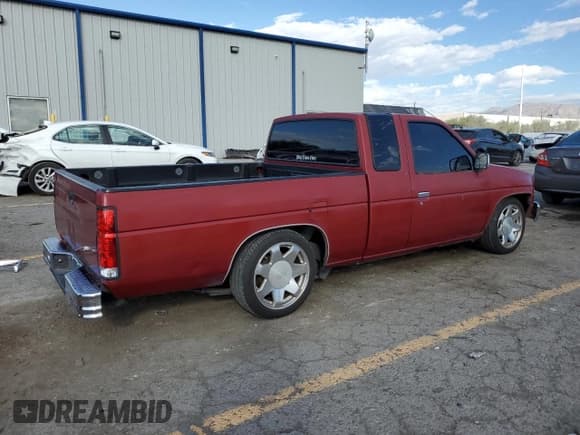 ✅ 1993 Nissan Frontier • VIN: 1N6SD16S3PC375172 • Lot: 85934395. Wystawiony na Copart z przebiegiem 177 222 mil. Bezpłatny archiwum sprzedaży aukcyjnych z USA i szczegółowy raport historii pojazdu na DreamBid. Zdjęcie 3.