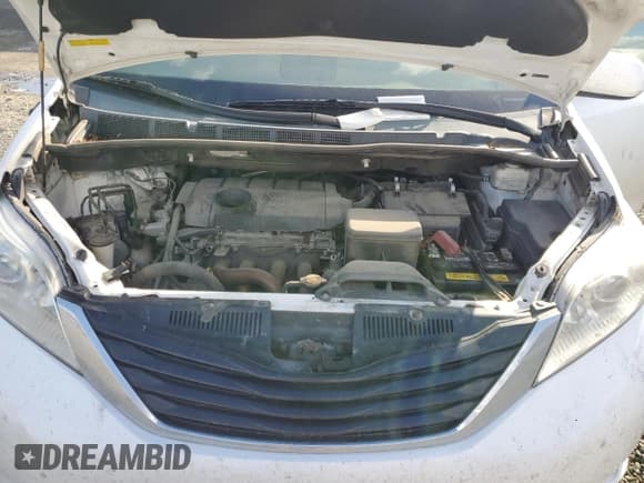 ✅ 2011 Toyota Sienna • VIN: 5TDKA3DC6BS008423 • Лот: 82543805. Опубликован ранее на Copart с пробегом 157 232 миль. Бесплатный доступ к архиву аукционных продаж из США и подробный отчёт об истории автомобиля на DreamBid. Изображение 12.