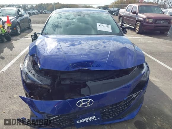 ✅ 2021 Hyundai Elantra Limited • VIN: KMHLP4AG8MU162691 • Lot: 43701212. Listed on IAAI with 46,245 mi. Free auction sales archive from the USA and detailed vehicle history report at DreamBid. Image 12.