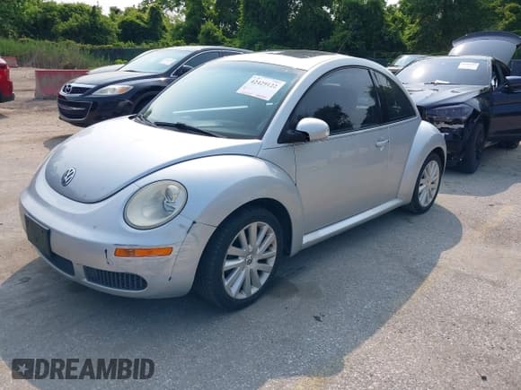 ✅ 2008 Volkswagen Beetle S • VIN: 3VWRW31C88M502079 • Lot: 42429122. Listed on IAAI with 168,324 mi. Free auction sales archive from the USA and detailed vehicle history report at DreamBid. Image 2.