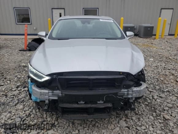 ✅ 2019 Ford Fusion Titanium • VIN: 3FA6P0K90KR102568 • Lot: 70560055. Wystawiony na Copart z przebiegiem 34 826 mil. Bezpłatny archiwum sprzedaży aukcyjnych z USA i szczegółowy raport historii pojazdu na DreamBid. Zdjęcie 5.