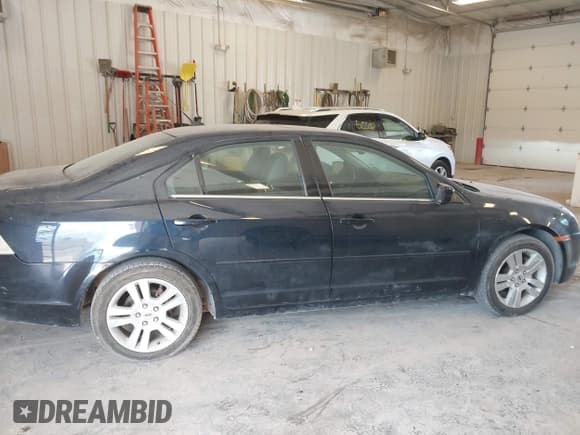 ✅ 2009 Ford Fusion SEL • VIN: 3FAHP08Z69R205486 • Lot: 42574946. Wystawiony na IAAI z przebiegiem 188 240 mil. Bezpłatny archiwum sprzedaży aukcyjnych z USA i szczegółowy raport historii pojazdu na DreamBid. Zdjęcie 13.