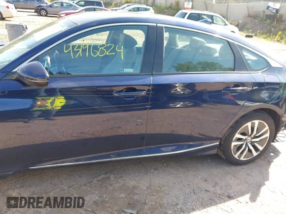 2018 Honda Accord EX-L z VIN 1HGCV3F52JA003319, wystawiony jako IAAI lot #43196824 z przebiegiem 69 603 mil mil oraz . Historia ofert i sprzedaży dostępna na DreamBid. Obrazek 14.