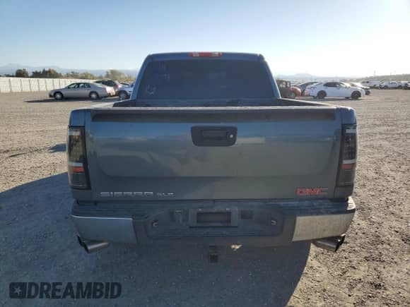 2007 GMC Sierra 1500 SLT with VIN 2GTEC13J671534478, listed as a Copart auction lot 87047235 with 233,555 mi miles and Clean title. Bid and sale history available at DreamBid. Image 6.