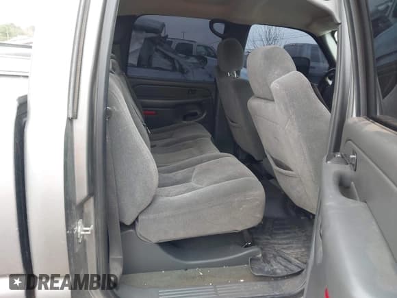 ✅ 2007 Chevrolet Silverado 2500HD LT1 • VIN: 1GCHK23D77F130386 • Lot: 42109924. Wystawiony na IAAI z przebiegiem 137 741 mil. Bezpłatny archiwum sprzedaży aukcyjnych z USA i szczegółowy raport historii pojazdu na DreamBid. Zdjęcie 8.