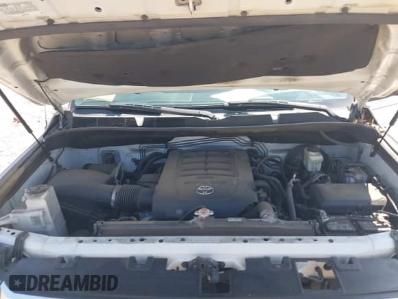 ✅ 2018 Toyota Tundra SR5 • VIN: 5TFHW5F1XJX767085 • Лот: 42623420. Опубликован ранее на IAAI с пробегом 123 797 миль. Бесплатный доступ к архиву аукционных продаж из США и подробный отчёт об истории автомобиля на DreamBid. Изображение 10.