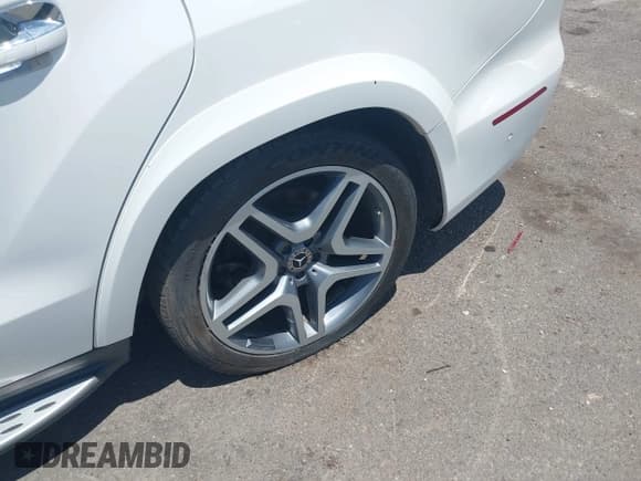 ✅ 2017 Mercedes-Benz GLS 550 • VIN: 4JGDF7DE5HA925017 • Lot: 42781750. Listed on IAAI with Not provided. Free auction sales archive from the USA and detailed vehicle history report at DreamBid. Image 19.