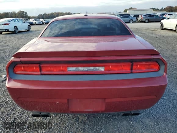 ✅ 2010 Dodge Challenger R/T • VIN: 2B3CJ5DT7AH141058 • Lot: 78012194. Wystawiony na Copart z przebiegiem 105 258 mil. Bezpłatny archiwum sprzedaży aukcyjnych z USA i szczegółowy raport historii pojazdu na DreamBid. Zdjęcie 6.