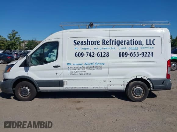 ✅ 2016 Ford Transit Cargo • VIN: 1FTYR2CG1GKB01723 • Lot: 43028041. Wystawiony na IAAI z przebiegiem 95 037 mil. Bezpłatny archiwum sprzedaży aukcyjnych z USA i szczegółowy raport historii pojazdu na DreamBid. Zdjęcie 14.