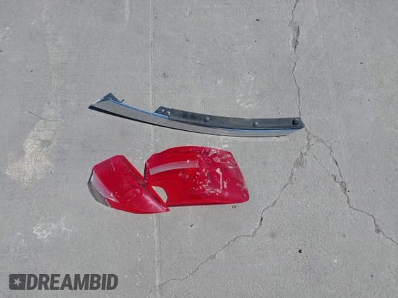 ✅ 2016 Volkswagen Jetta Sport • VIN: 3VWD17AJ1GM241956 • Lot: 42002734. Wystawiony na IAAI z przebiegiem 52 730 mil. Bezpłatny archiwum sprzedaży aukcyjnych z USA i szczegółowy raport historii pojazdu na DreamBid. Zdjęcie 12.